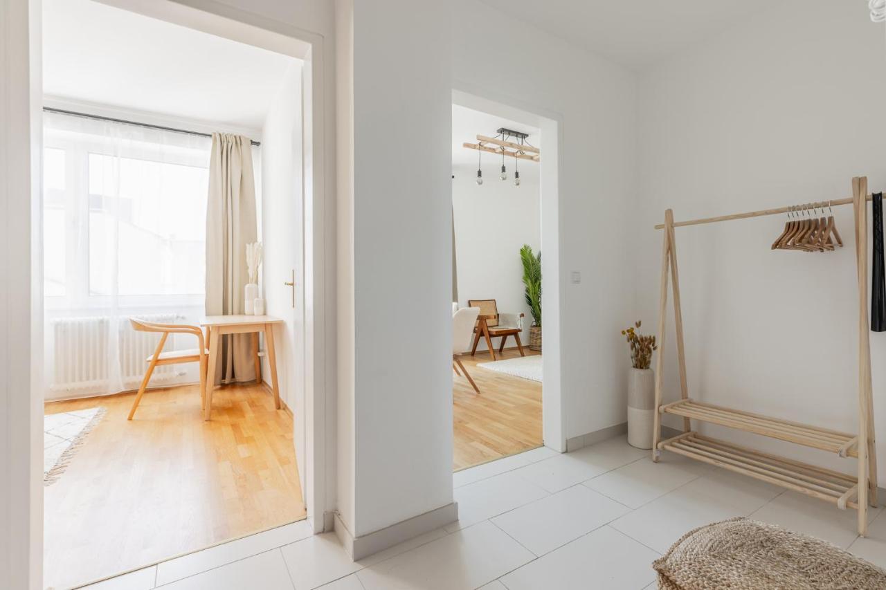 Bright Stylish Apartment With A Balcony In A Top Location Wenen Buitenkant foto
