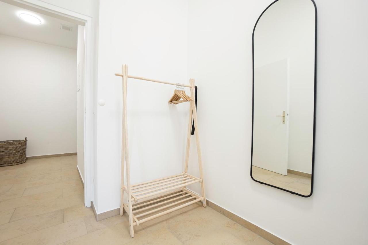 Bright Stylish Apartment With A Balcony In A Top Location Wenen Buitenkant foto
