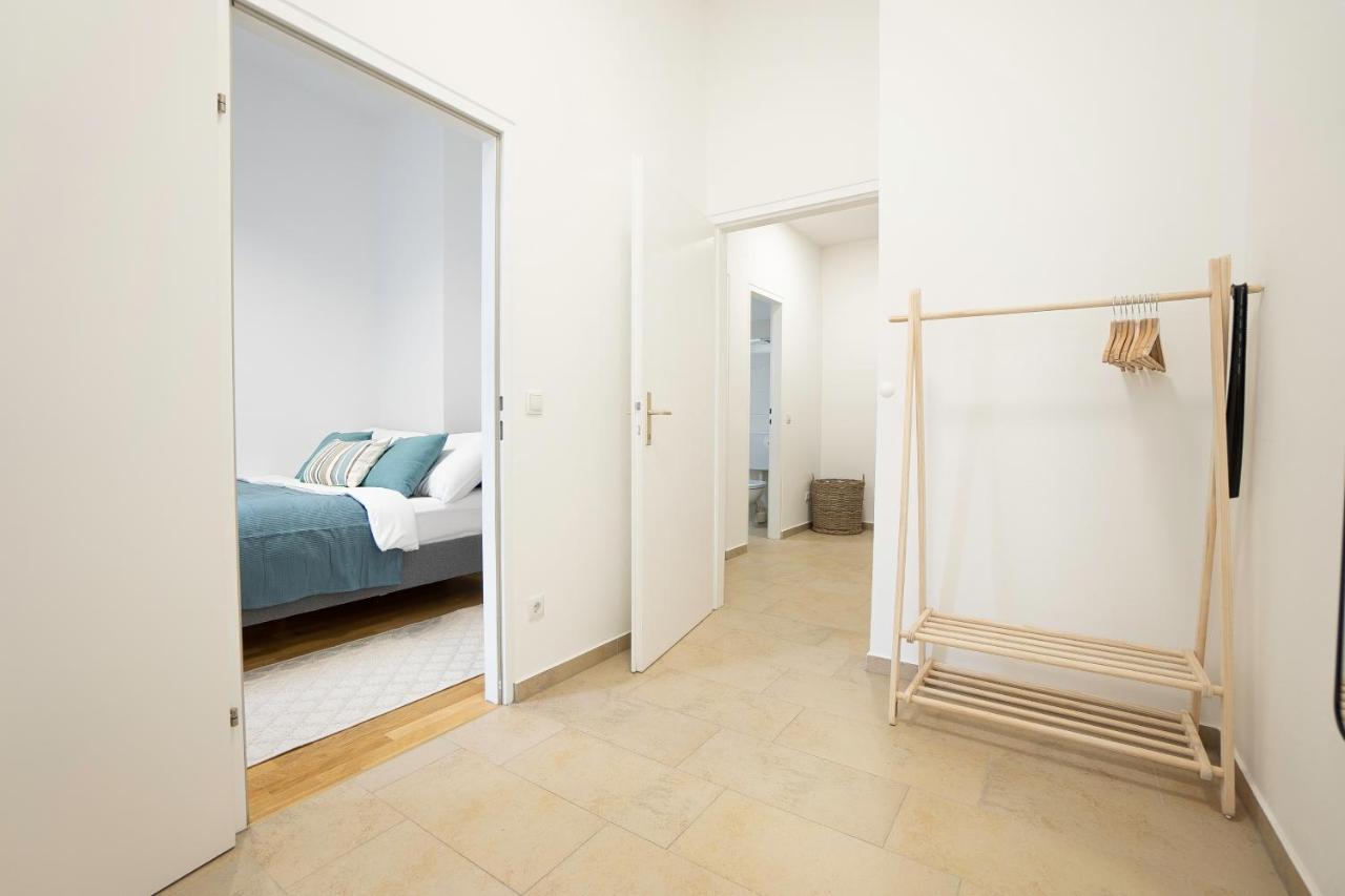 Bright Stylish Apartment With A Balcony In A Top Location Wenen Buitenkant foto