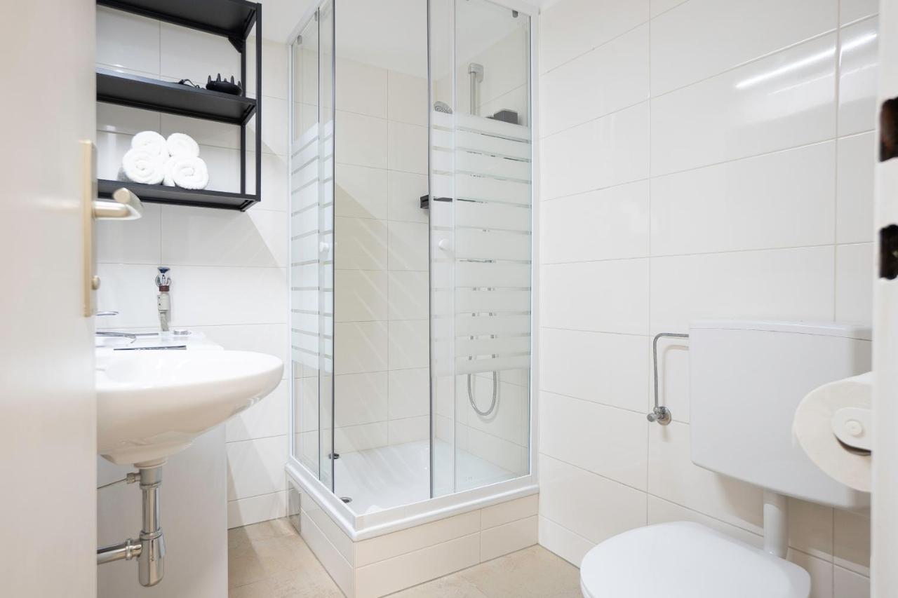 Bright Stylish Apartment With A Balcony In A Top Location Wenen Buitenkant foto