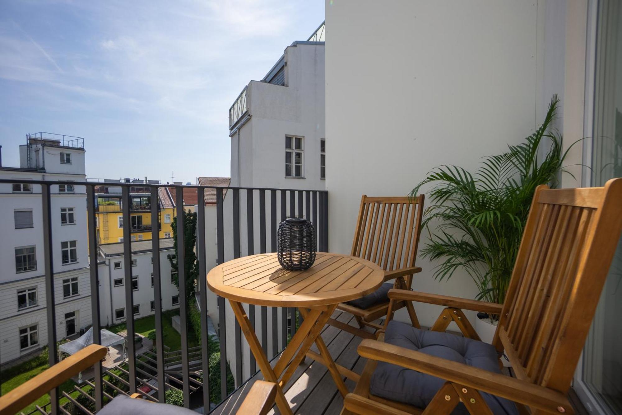 Bright Stylish Apartment With A Balcony In A Top Location Wenen Buitenkant foto